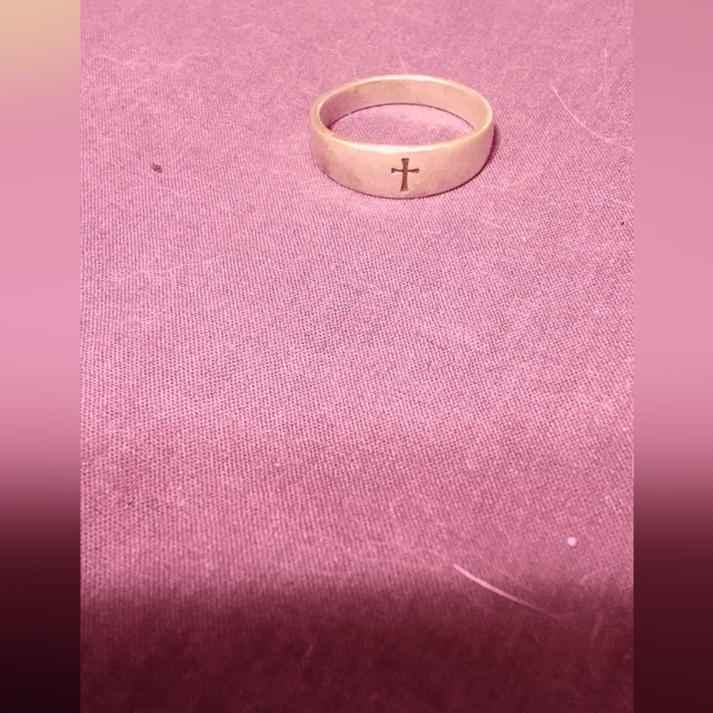 James Avery sterling retired cross ring size 7